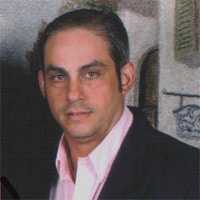 Dr. Edgar Colon