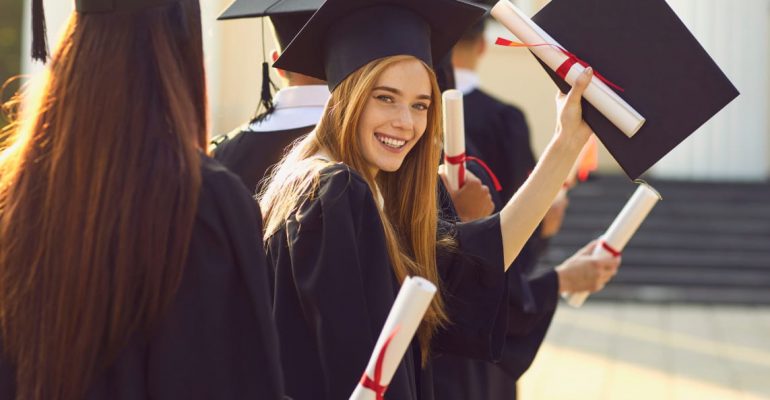 students-AdobeStock_428930939